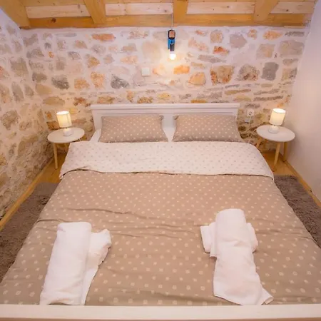 Country Primosten Apartment *